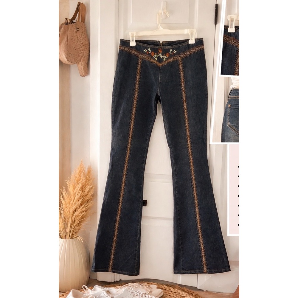 Y2K Low Rise Vintage‎ Dark Wash Embroidered Jeans Boho Bell Bottoms Floral SZ 11